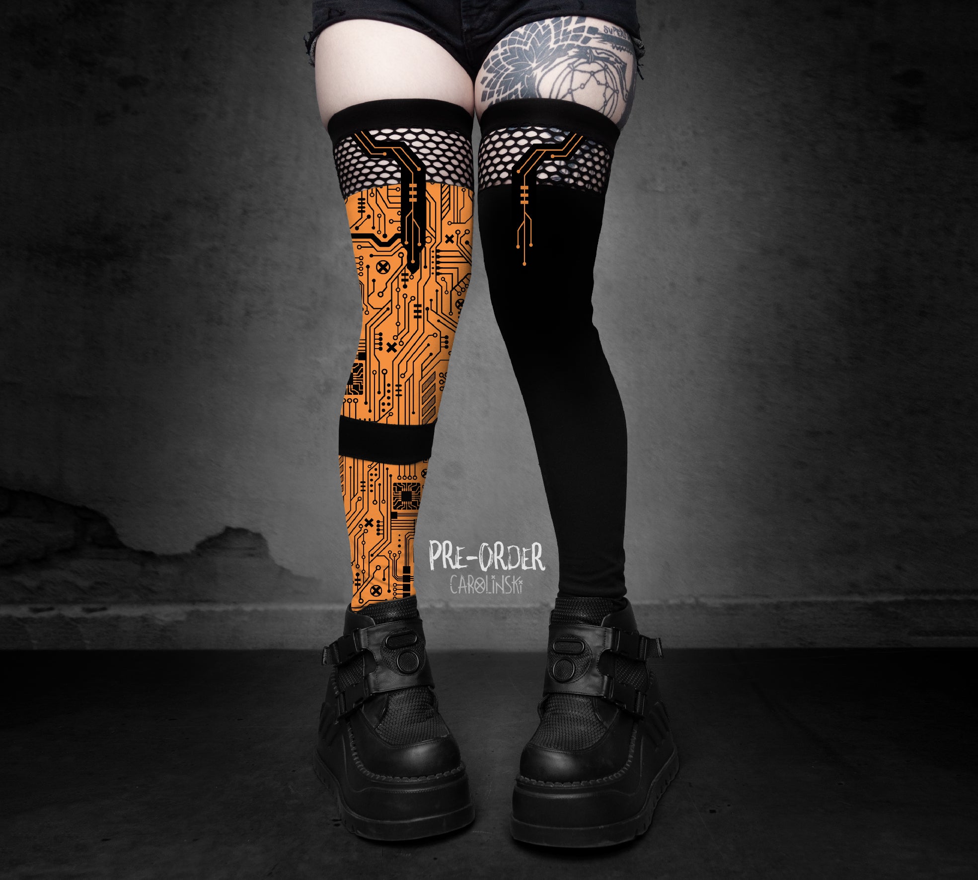Overknees - Circuitboard
