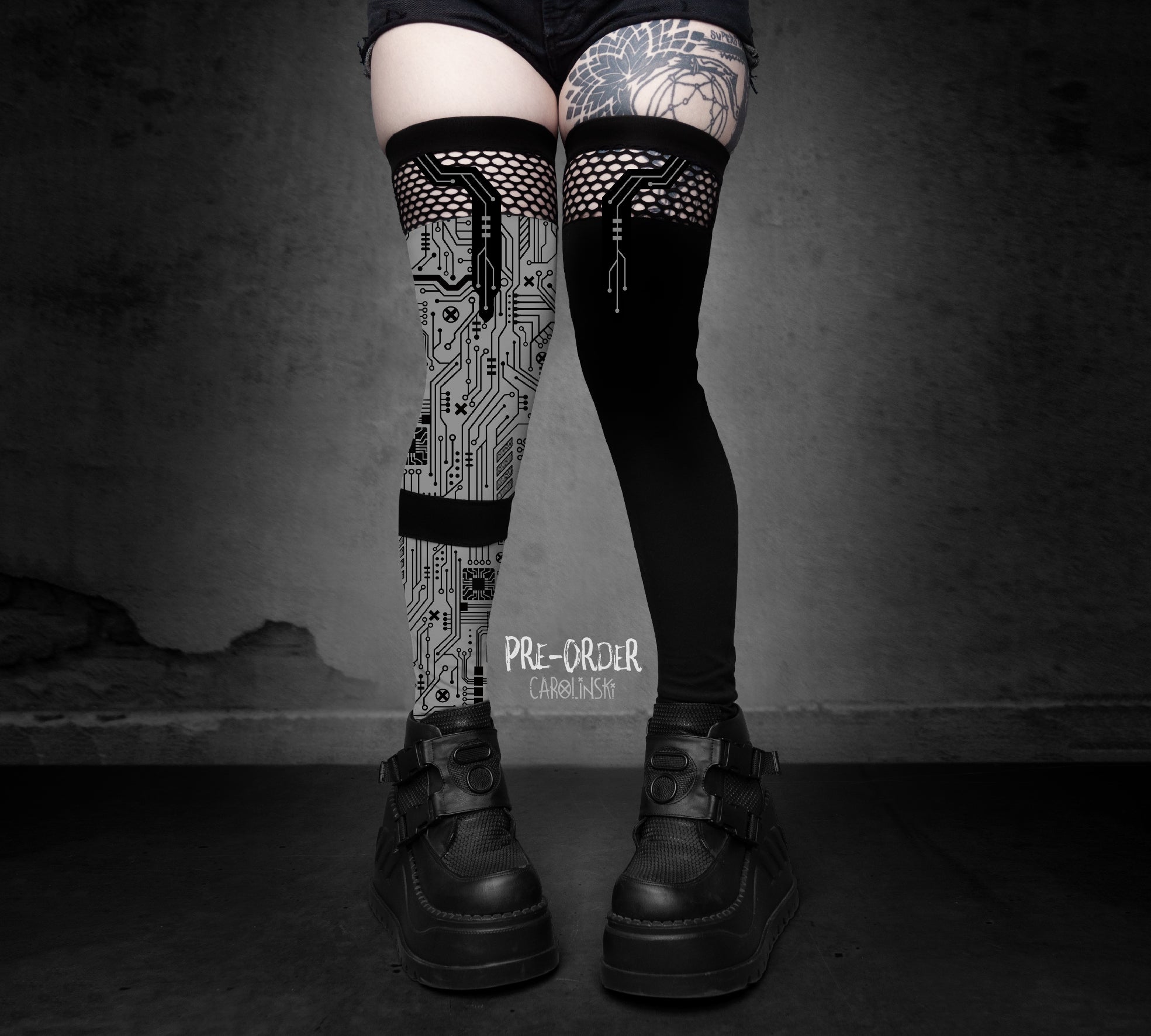 Overknees - Circuitboard
