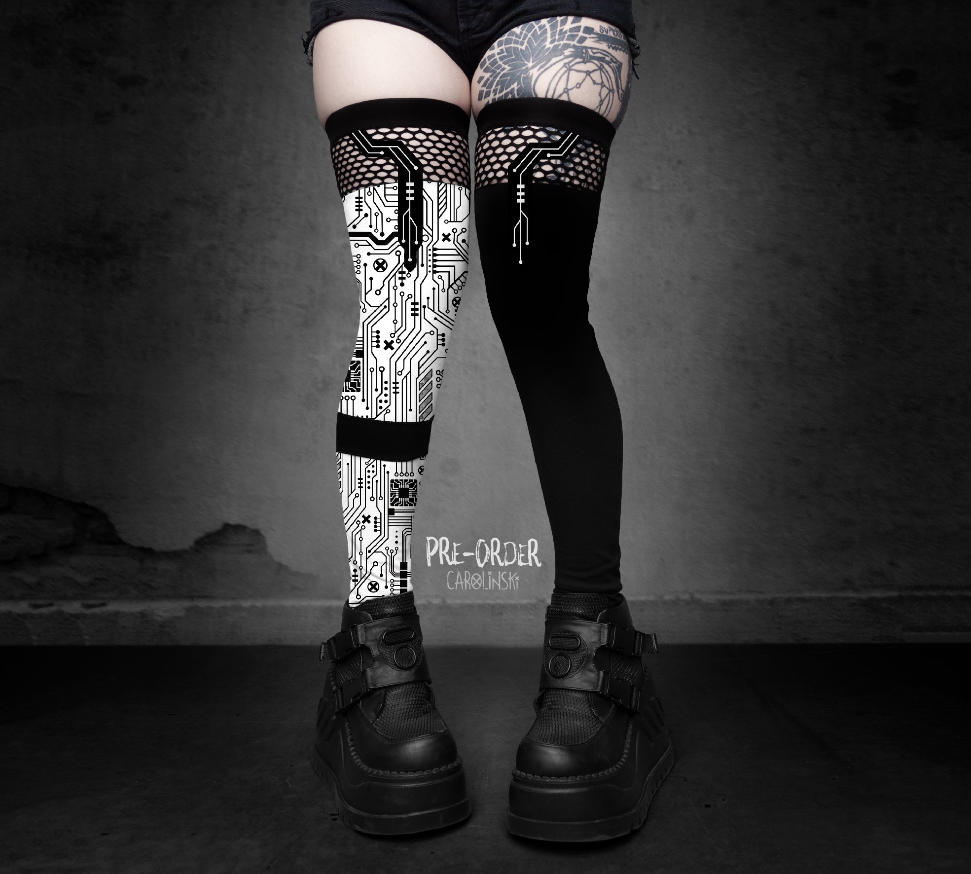 Overknees - Circuitboard